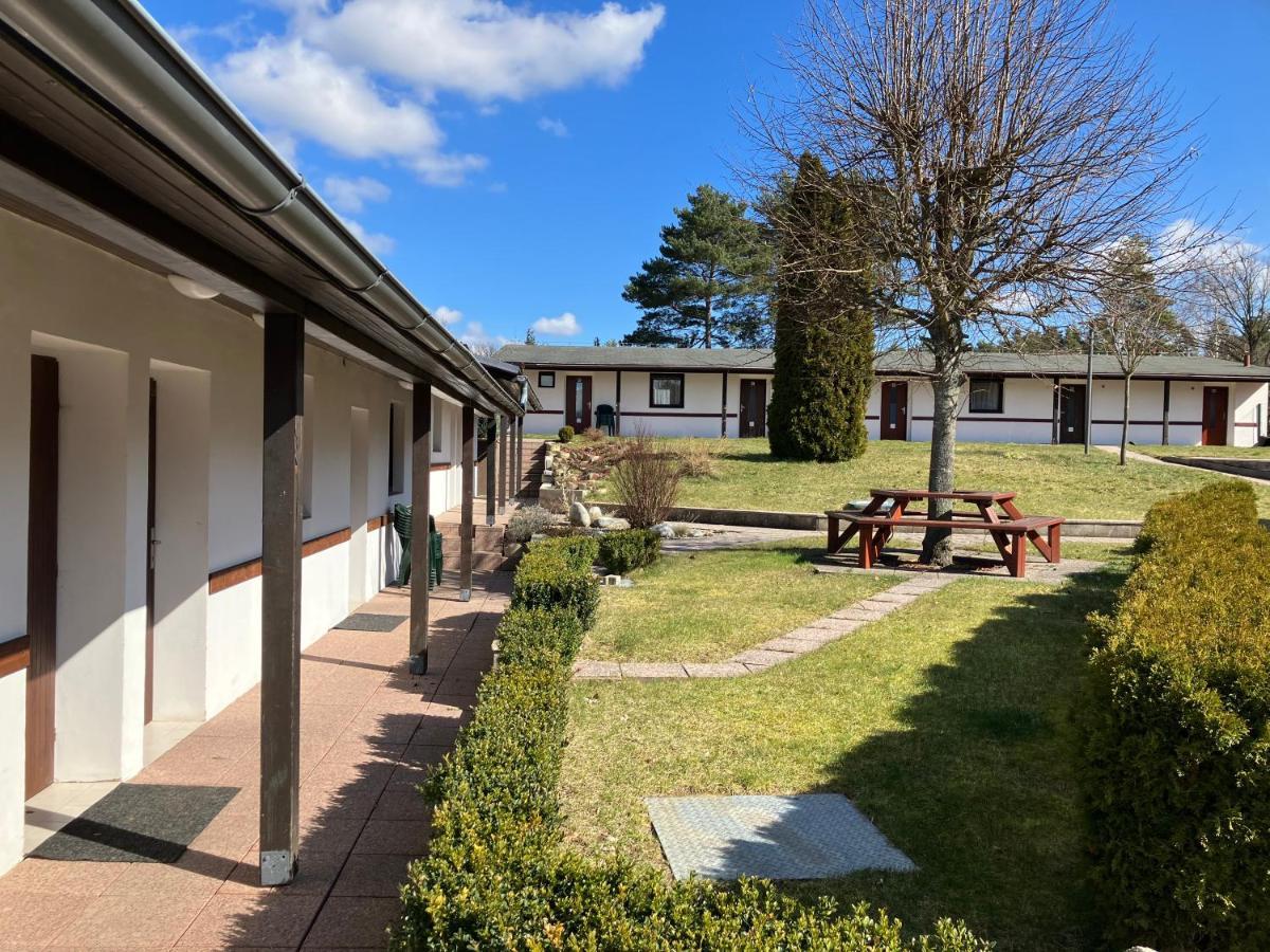 Raj Sportovni A Rekreacni Resort Branzez Kněžmost Bagian luar foto