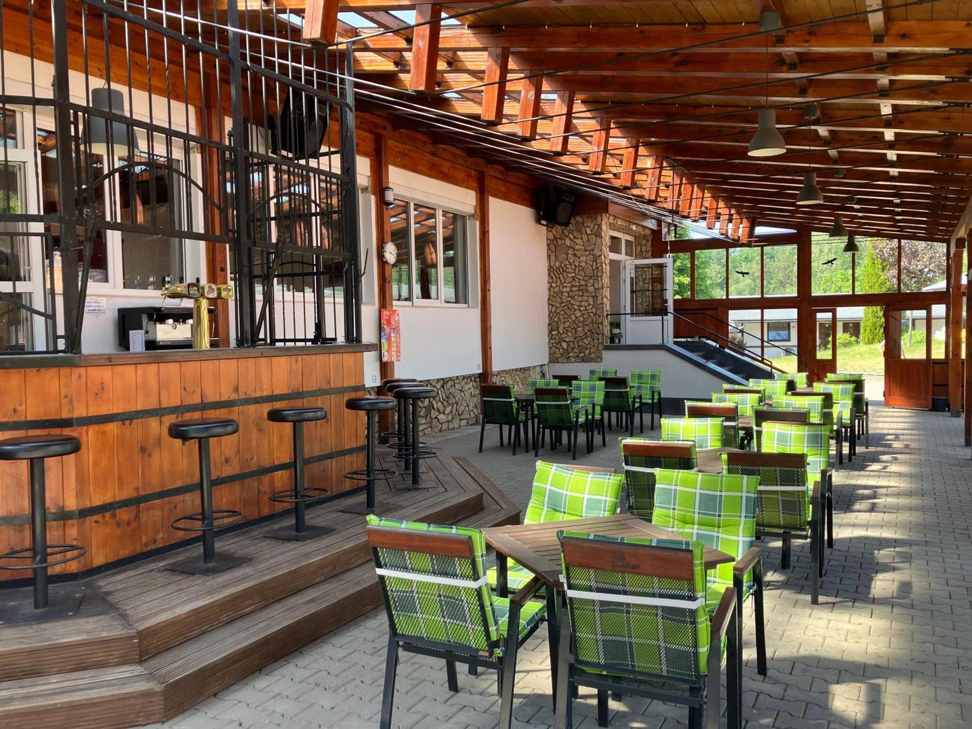 Raj Sportovni A Rekreacni Resort Branzez Kněžmost Bagian luar foto