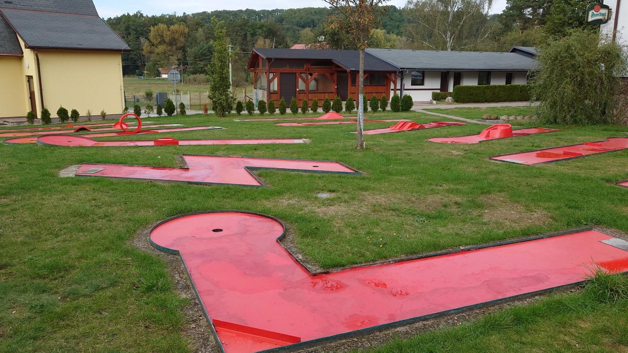 Raj Sportovni A Rekreacni Resort Branzez Kněžmost Bagian luar foto
