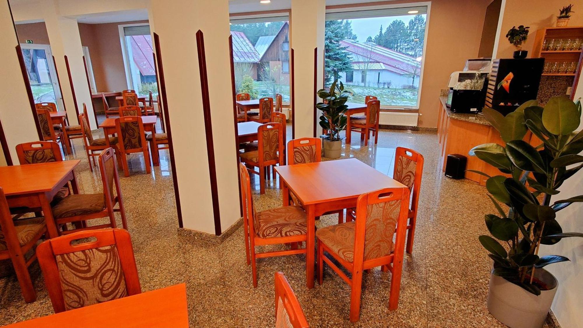 Raj Sportovni A Rekreacni Resort Branzez Kněžmost Bagian luar foto