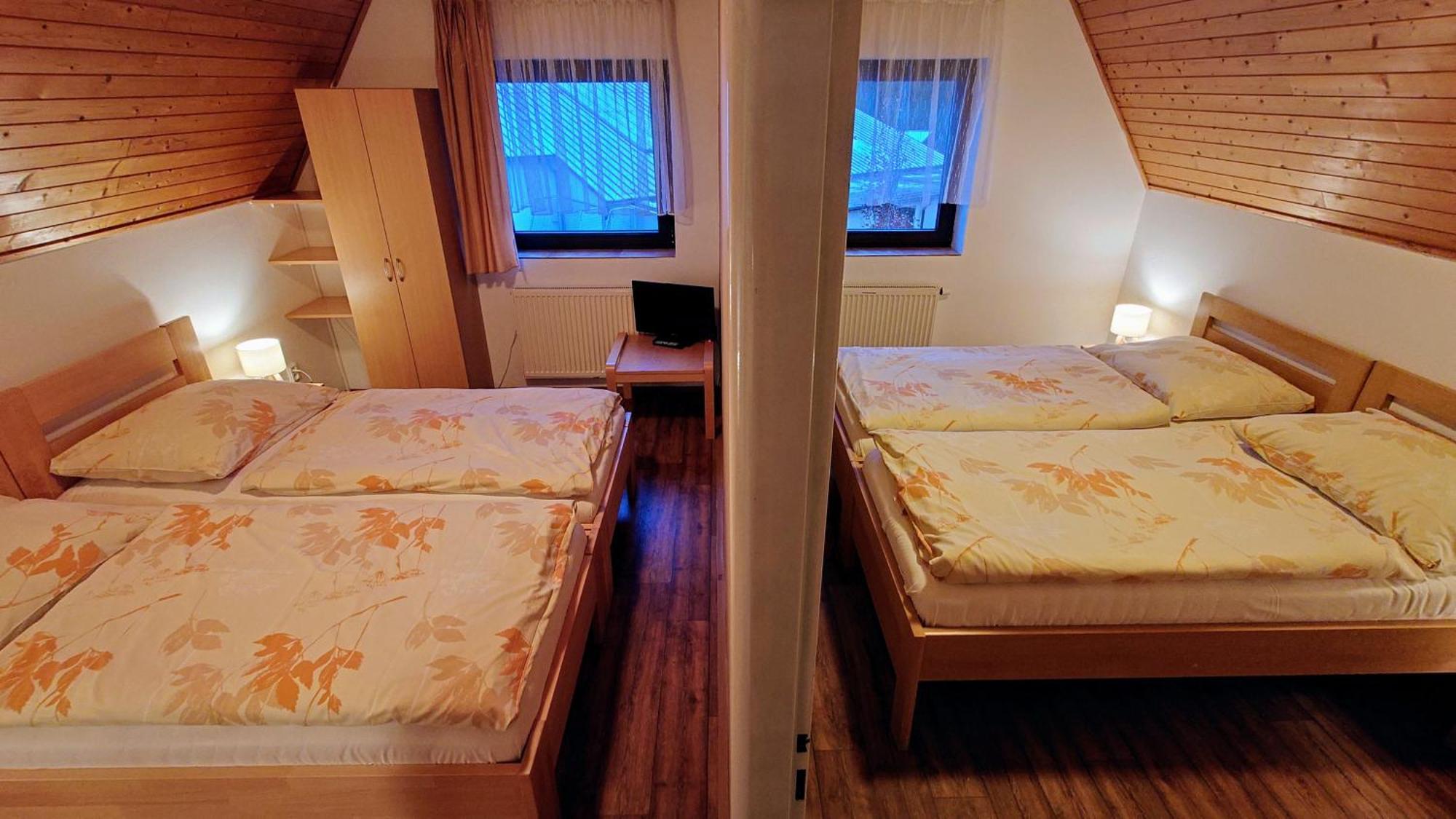 Raj Sportovni A Rekreacni Resort Branzez Kněžmost Bagian luar foto