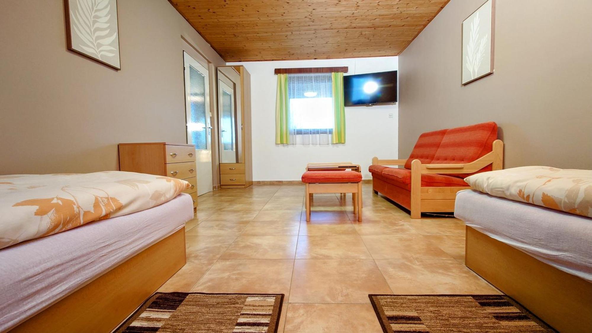Raj Sportovni A Rekreacni Resort Branzez Kněžmost Bagian luar foto