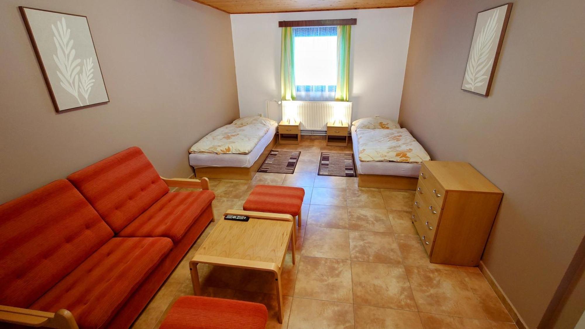 Raj Sportovni A Rekreacni Resort Branzez Kněžmost Bagian luar foto