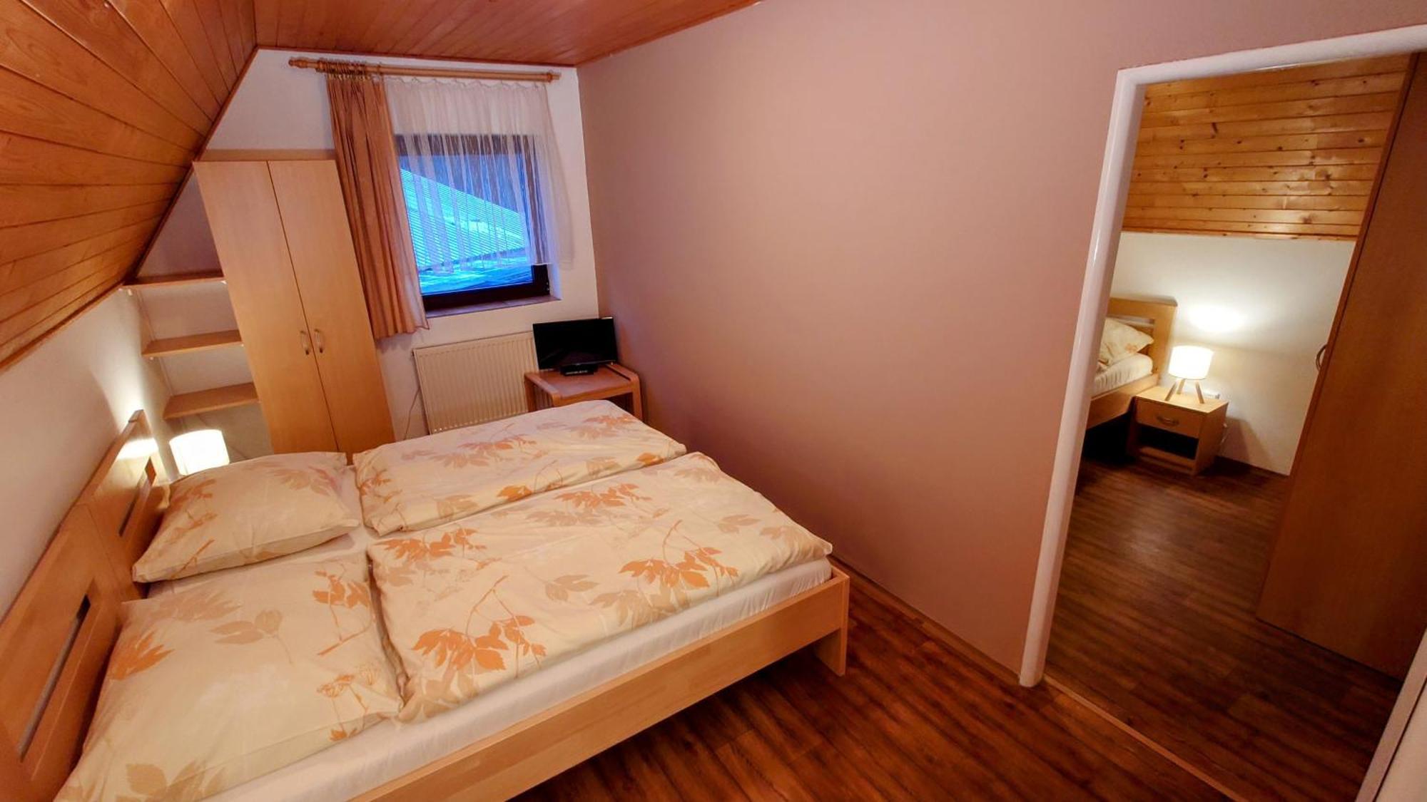 Raj Sportovni A Rekreacni Resort Branzez Kněžmost Bagian luar foto